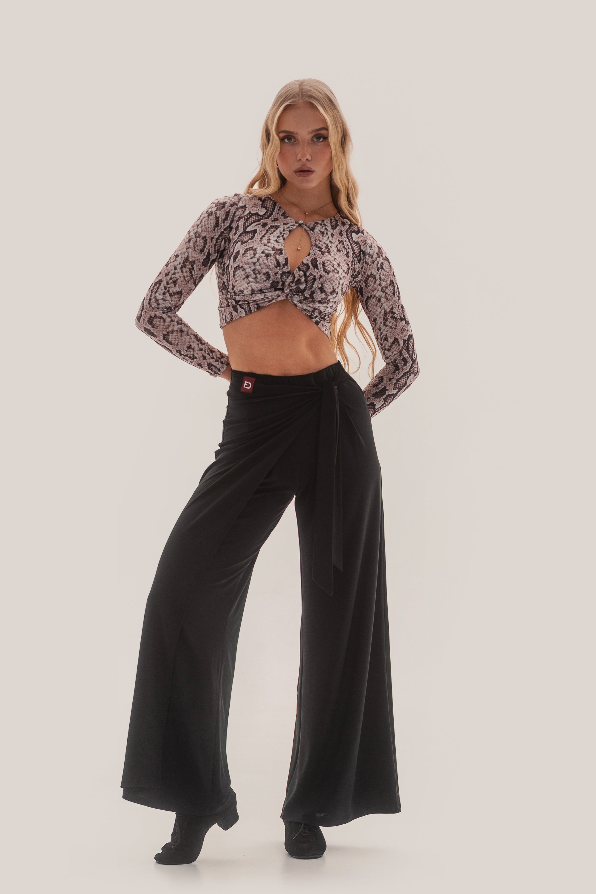 Top Knot with Sleeves