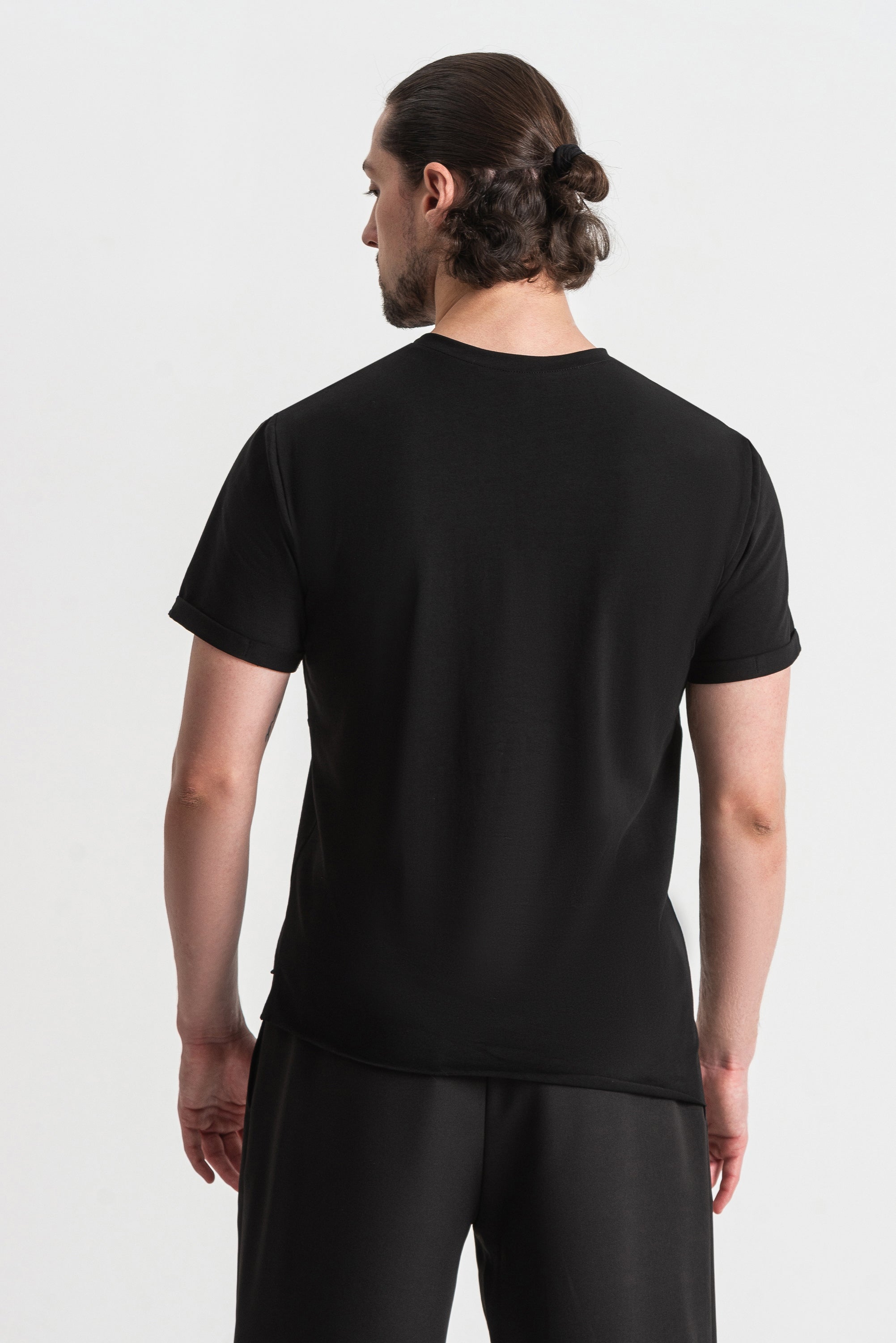 Asymmetric-Hem Training T-Shirt