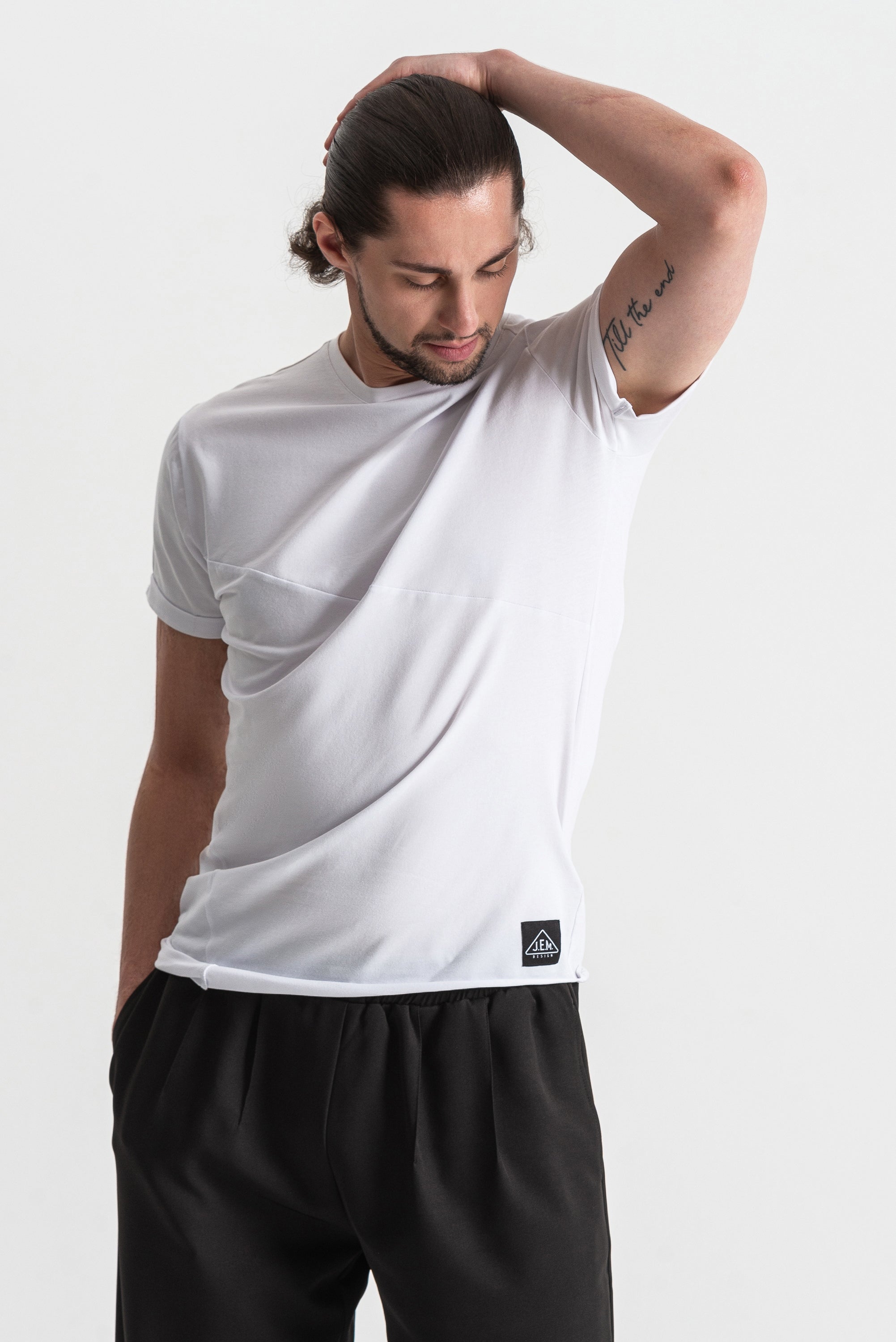 Asymmetric-Hem Training T-Shirt